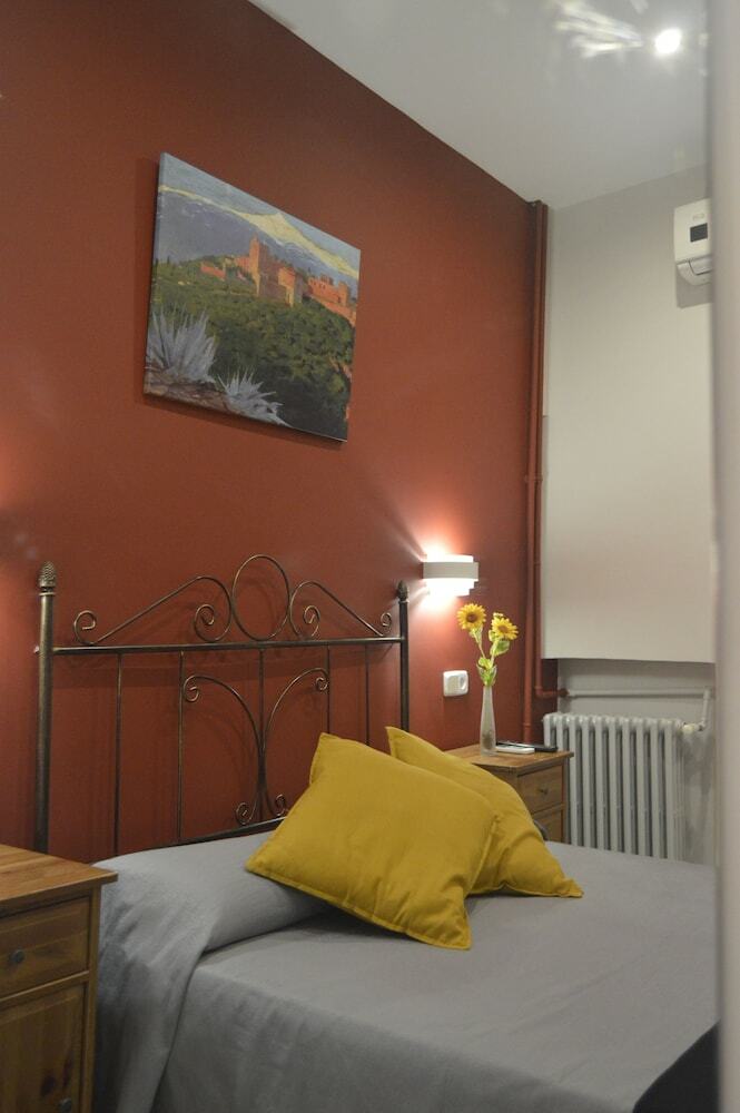 Hostal Aresol