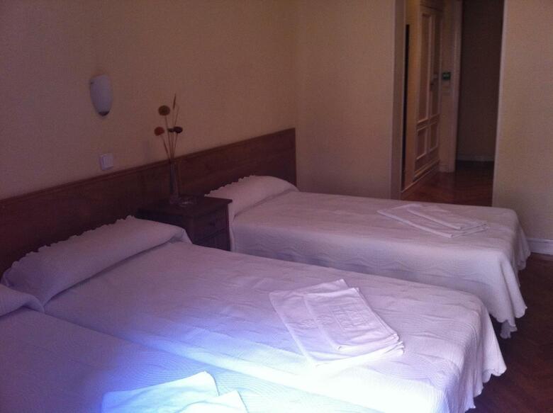 Hostal Aresol