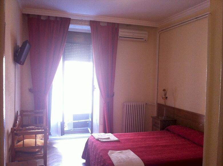Hostal Aresol