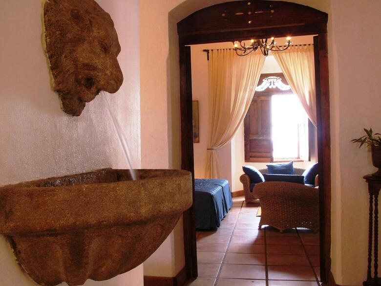 Hotel Los Almendros De San Lorenzo