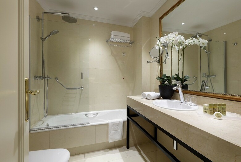 Hotel Eurostars Casa de La L�rica