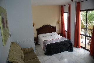 Hotel Playamaro
