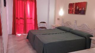 Hotel Playamaro