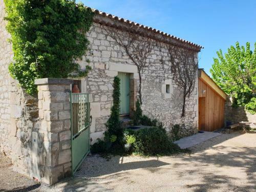 Villa Holiday Home Saint-jean-de-maru�jols-et-av�jan