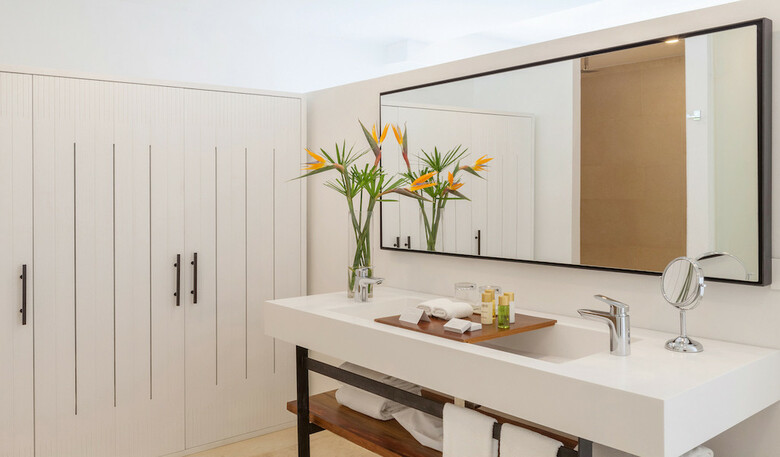 N�car Hotel Cartagena, Curio Collection By Hilton