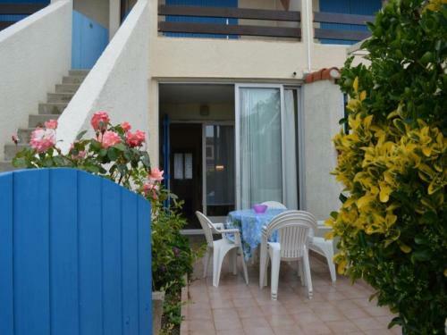 Apartment Lamparos