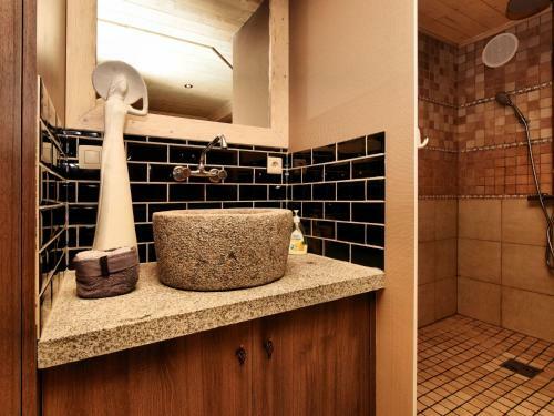 Luxurious Holiday Home With Jacuzzi And Sauna In Houffalize