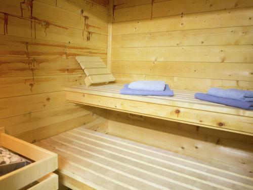 Spacious Villa With Jacuzzi And Sauna On River In Ardennes