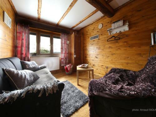 Charming Holiday Home In Mettet With Garden