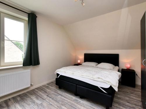 Beautiful Holiday Home In Hastiere Near Forest