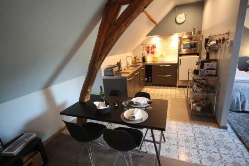 Van Hamme Anno 1642 Apartment