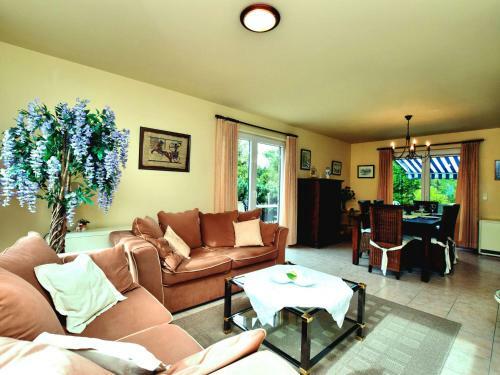 Chic Holiday Home In Durbuy With Sauna