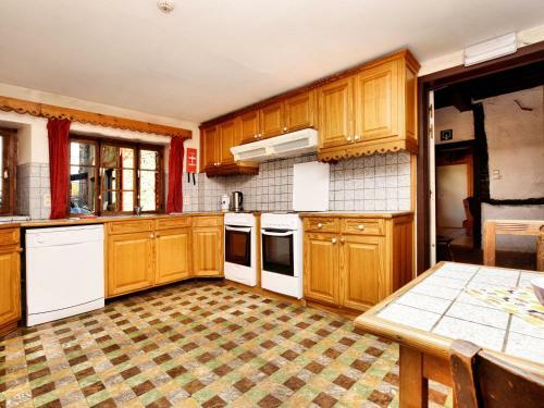 Vibrant Holiday Home In Durbuy With Garden