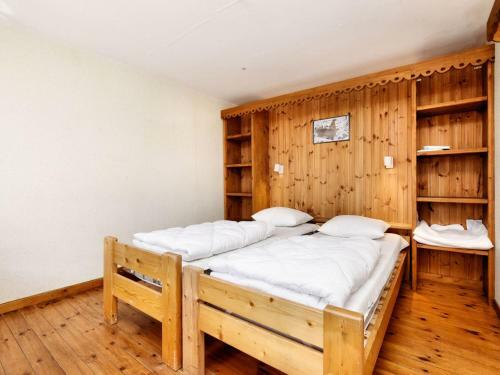 Vibrant Holiday Home In Durbuy With Garden