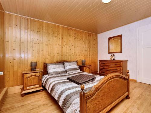 Spacious Apartment With Private Garden In Amel