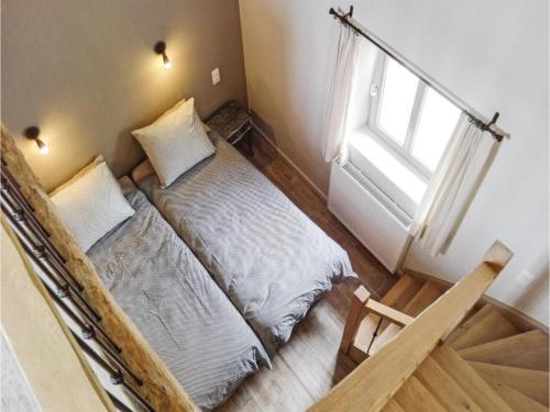 Nine-bedroom Holiday Home In Borgloon