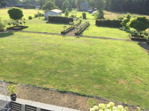 Luxurious Villa In Beauraing With Garden