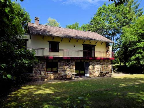 Spacious Holiday Home In St Vith Near River