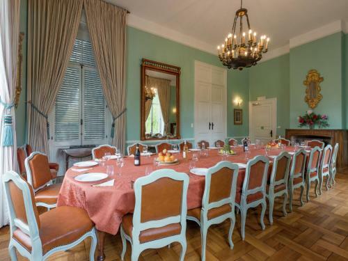 Luxury Manor With Swimming Pool In Nassogne