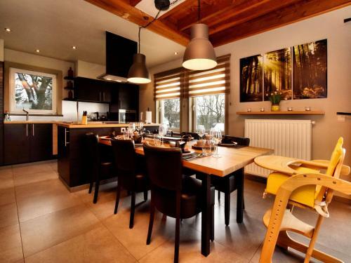 Cozy Holiday Home In Ardennes With Sauna And Jacuzzi