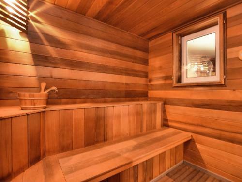 Cozy Holiday Home In Ardennes With Sauna And Jacuzzi
