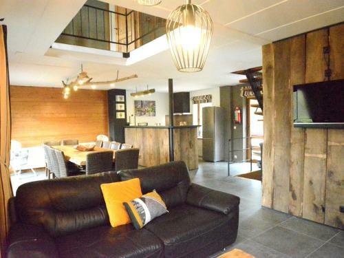 Duplex Chalet In Rendeux With Parking And Garden With Forets Views