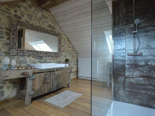 Cozy Cottage In Theux With Pool And Jacuzzi
