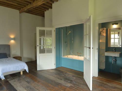 Luxurious Castle In Marchin With Infrared Sauna