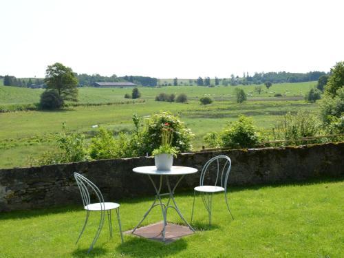 Charming Farmhouse In Houffalize With Large Terrace