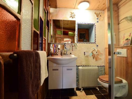 Gorgeous Holiday Home Near Durbuy With Pond