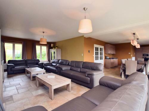 Stylish Holiday Home In Hastiere Near Forest