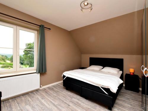 Stylish Holiday Home In Hastiere Near Forest
