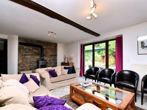 Lovely Holiday Home In Comblain-au-pont With Sauna