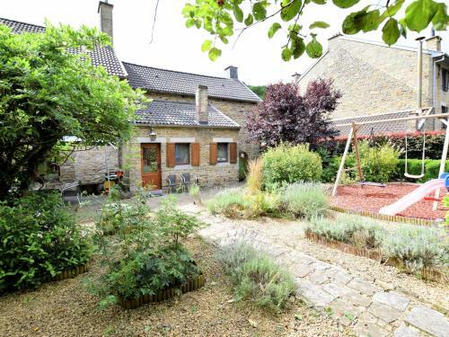 Lovely Holiday Home In Comblain-au-pont With Sauna