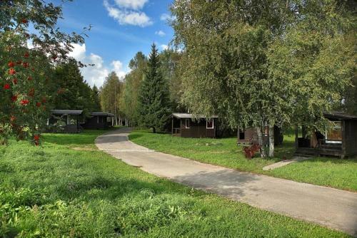 Bed & Breakfast Kernu Puhkek�la Hotel