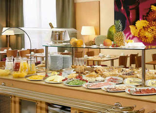 Hotel NH Porta Barcelona