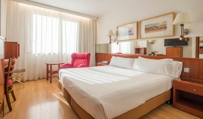 Hotel Ilunion Les Corts Spa