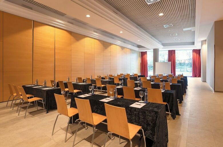 Hotel HLG Citypark Sant Just