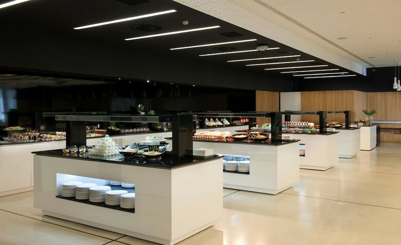 Hotel Barcel� Sants