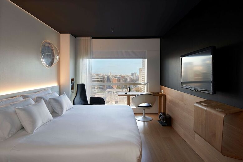 Hotel Barcel� Sants