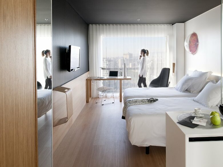 Hotel Barcel� Sants