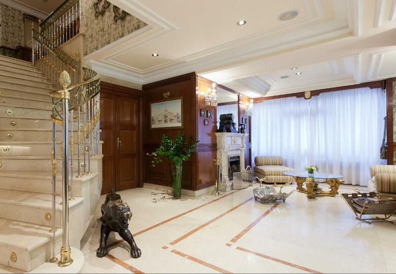 Hotel Rice Reyes Cat�licos
