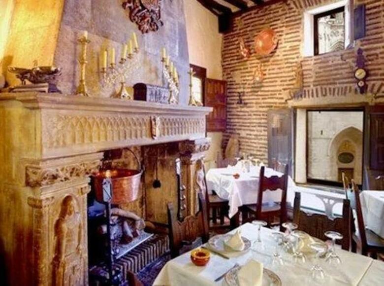 Hotel Meson Del Cid