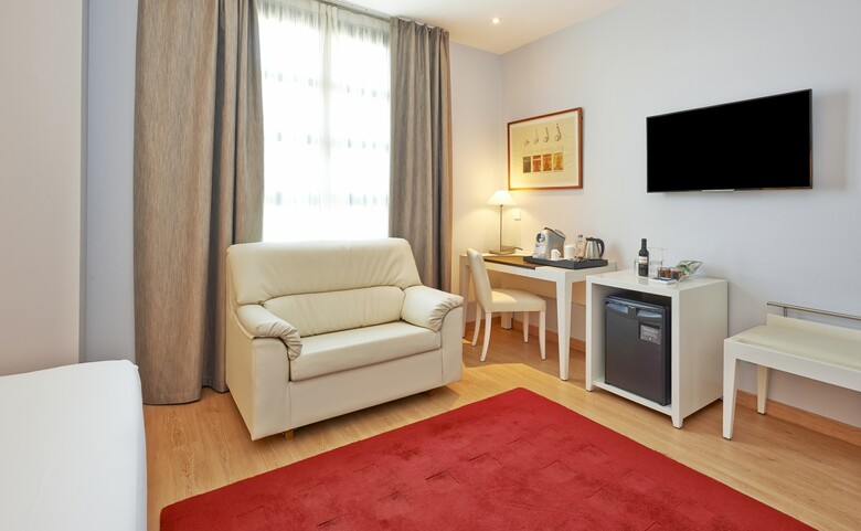 Hotel NH Valencia Las Artes
