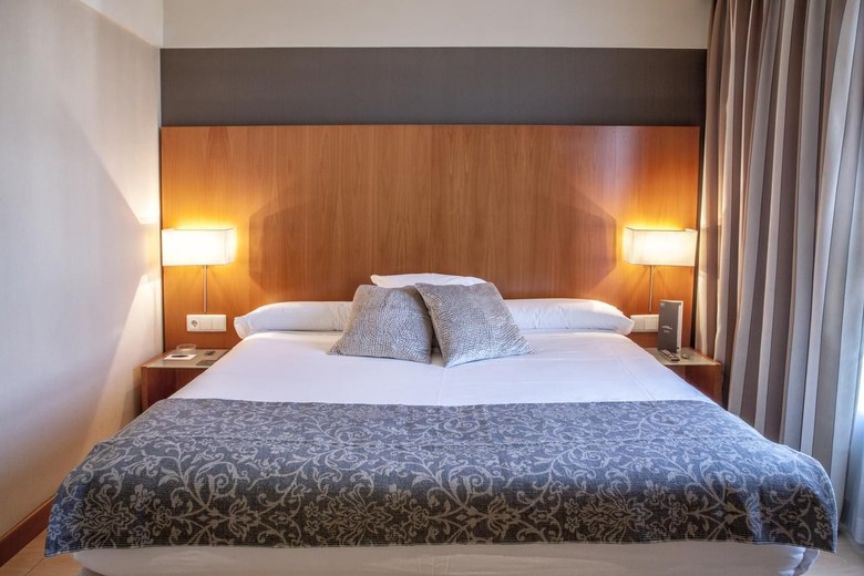 Hotel Zenit Don Yo