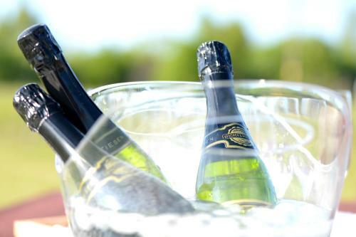 Hotel Luscher & Matiesen Muhu Winehouse