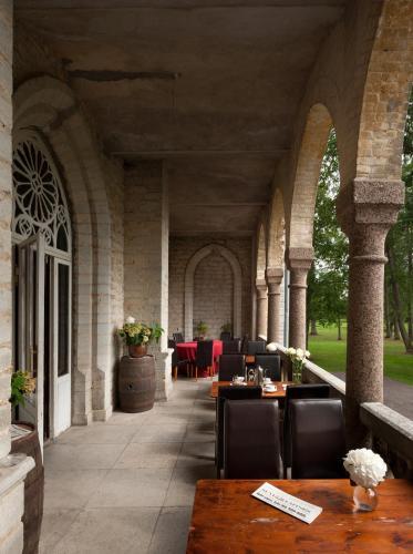 Hostal Laitse Castle