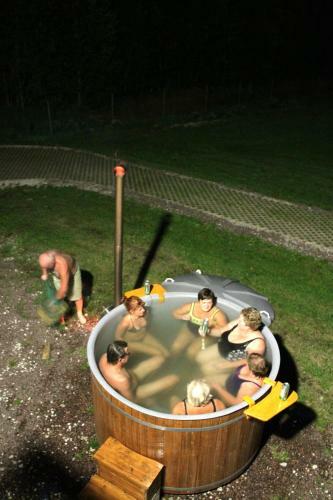 Posada Valaste Guest House And Camping