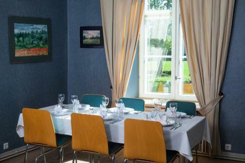 Hotel Loona Manor Guesthouse