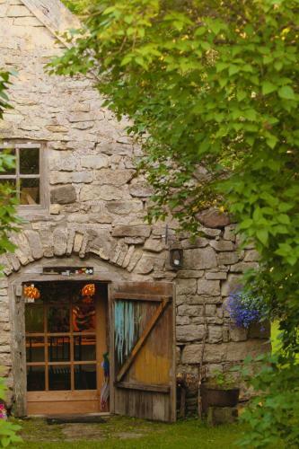 Bed & Breakfast Metsara B & B